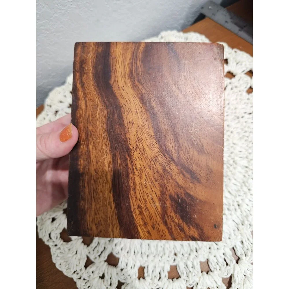 Wooden African Trinket‎ Box 6x6x3